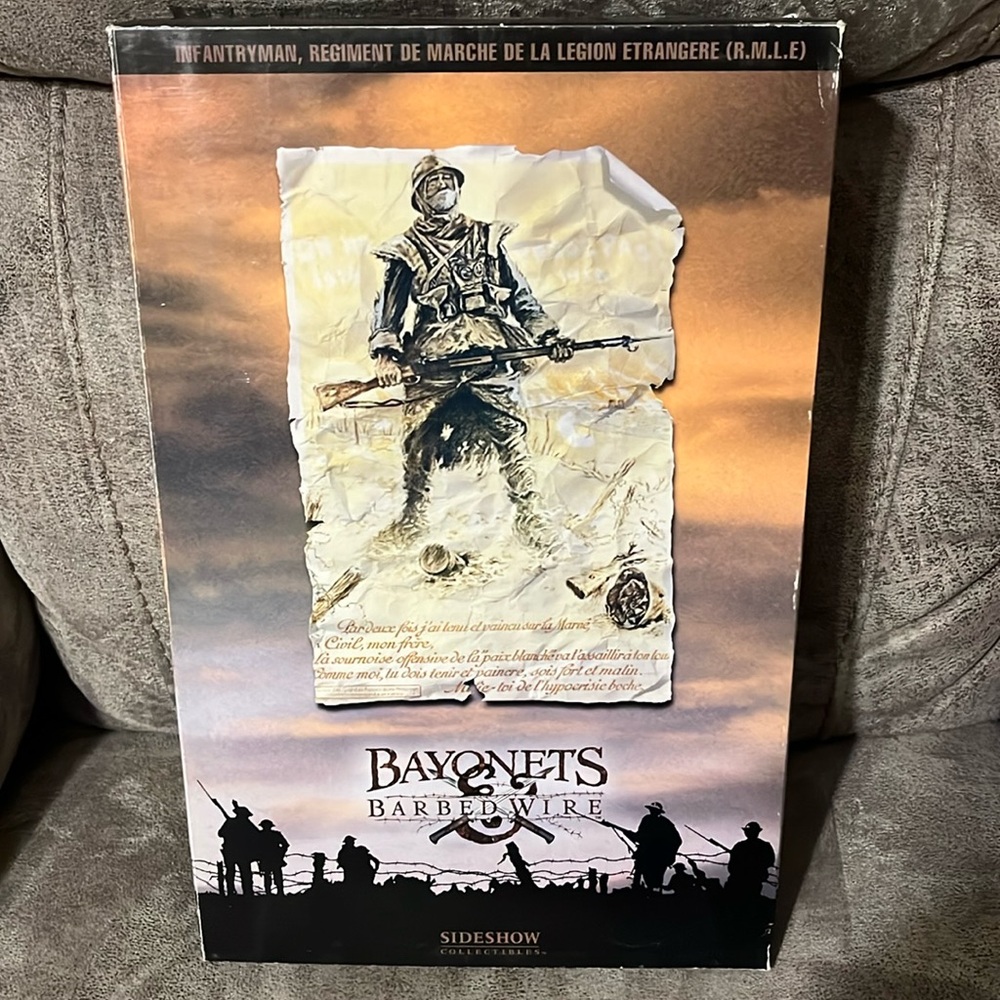 NIB Sideshow Bayonets & Barbed Wire Infantryman 12 inch figure